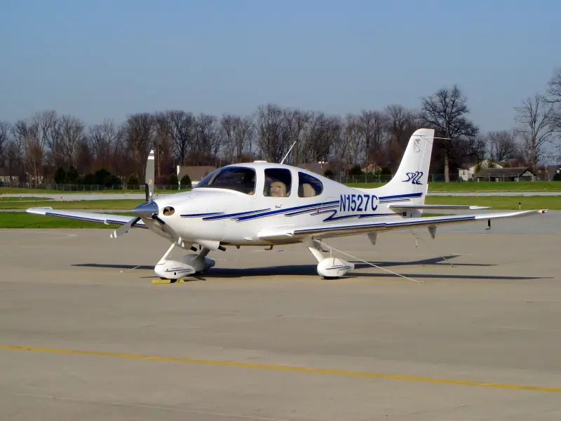 Cirrus SR22