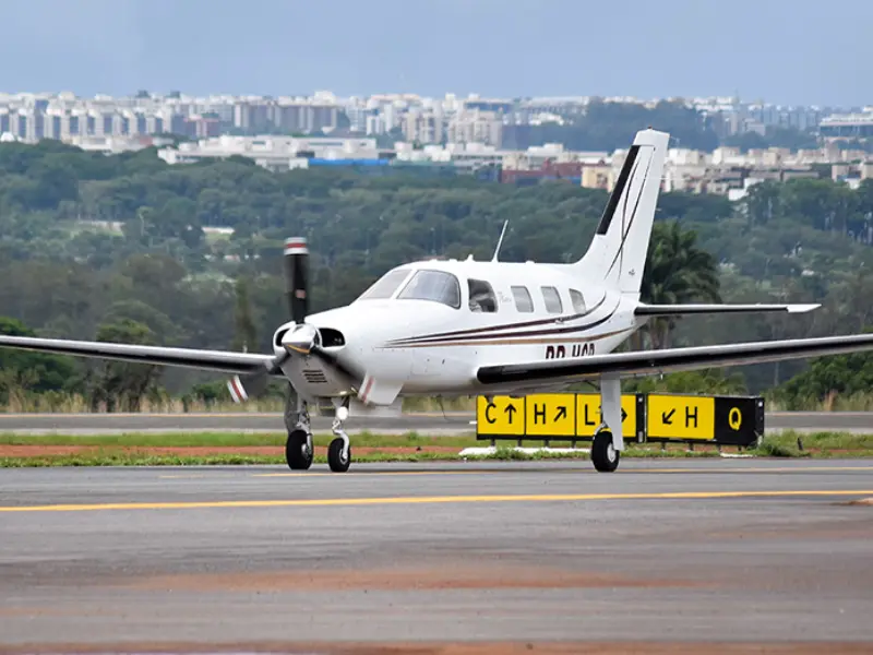Piper M600
